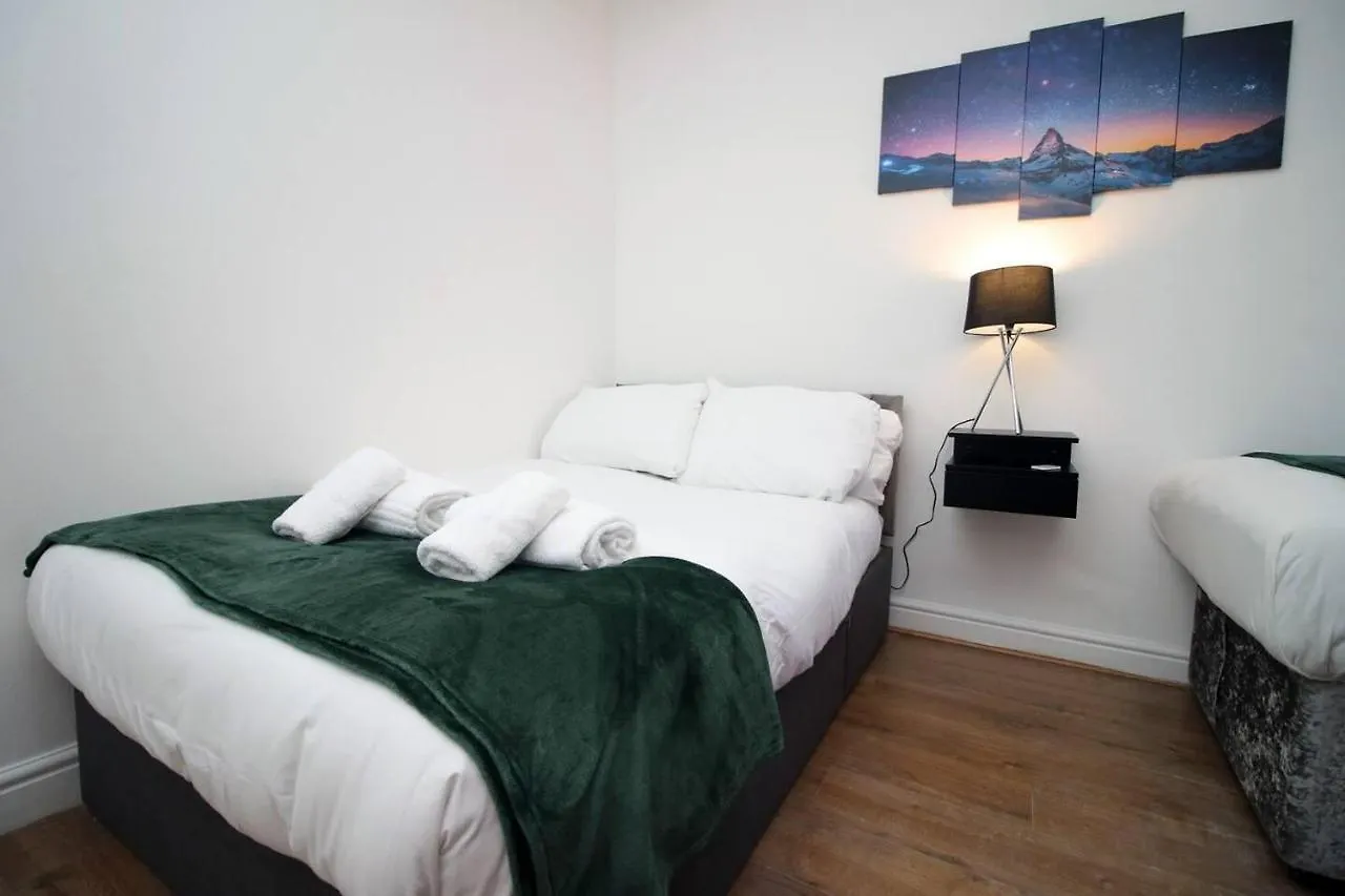 Apartment Stylish Group Stay - 4Beds Flat At Swansea Centre