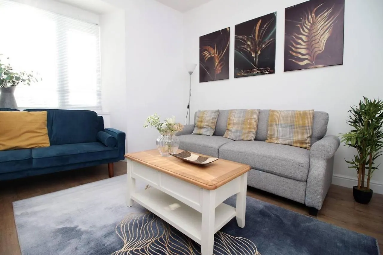 Stylish Group Stay - 4Beds Flat At Swansea Centre