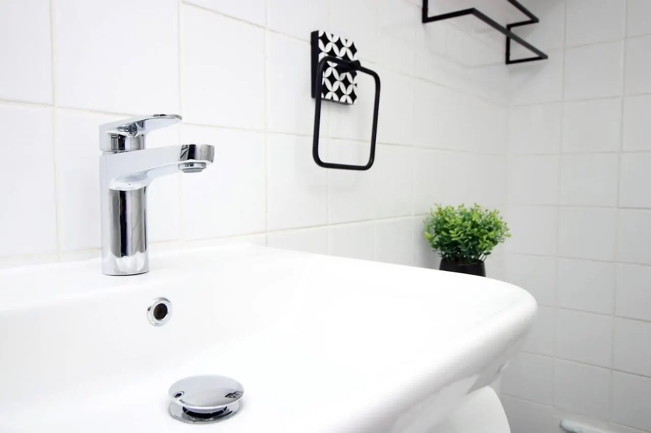 Apartment Stylish Group Stay - 4Beds Flat At Swansea Centre